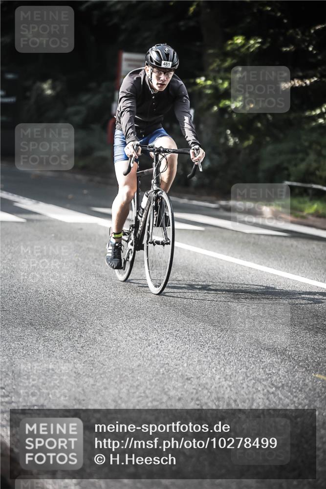 13.09.2026 - Stadtparktriathlon H.Heesch http://msf.ph/oto/10278499 13.09.2026 10:42:48 Radfahren 380, 481, 542 meine-sportfotos.de