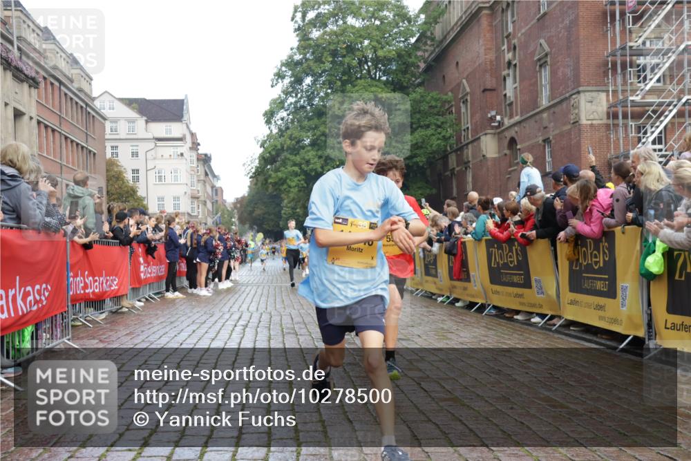 13.09.2026 - Kiel Lauf Yannick Fuchs http://msf.ph/oto/10278500 13.09.2026 08:51:27 Ziel 444, 909, 3683, 4741, 5211, 5439, 5906, 6699, 8206, 8657, 8883, 9379, 9929, 496, 1238, 1724, 2343, 4159, 5010, 5959, 7033, 10463, 10957, 10970, 11688, 1210, 1243, 1572, 3779, 3901, 5130, 5169, 5580, 5793, 5976, 6532, 7521, 8538, 11448, 12467, 497, 2125, 3106, 5959, 9612, 10957, 10987 meine-sportfotos.de