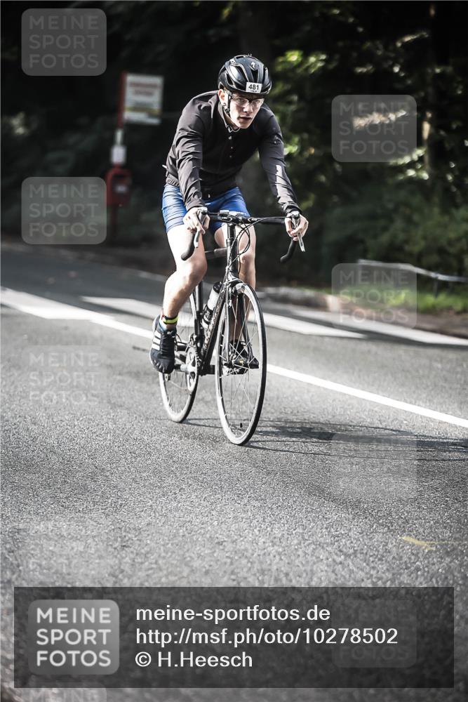 13.09.2026 - Stadtparktriathlon H.Heesch http://msf.ph/oto/10278502 13.09.2026 10:42:48 Radfahren 380, 481, 542 meine-sportfotos.de