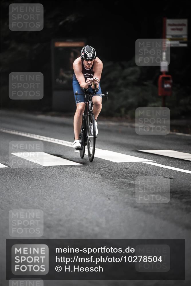 13.09.2026 - Stadtparktriathlon H.Heesch http://msf.ph/oto/10278504 13.09.2026 08:56:21 Radfahren 29, 42 meine-sportfotos.de