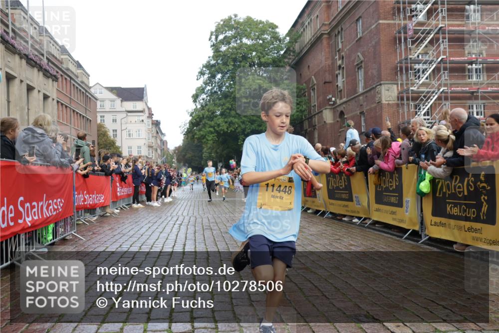 13.09.2026 - Kiel Lauf Yannick Fuchs http://msf.ph/oto/10278506 13.09.2026 08:51:27 Ziel 444, 909, 3683, 4741, 5211, 5439, 5906, 6699, 8206, 8657, 8883, 9379, 9929, 496, 1238, 1724, 2343, 4159, 5010, 5959, 7033, 10463, 10957, 10970, 11688, 1210, 1243, 1572, 3779, 3901, 5130, 5169, 5580, 5793, 5976, 6532, 7521, 8538, 11448, 12467, 497, 2125, 3106, 5959, 9612, 10957, 10987 meine-sportfotos.de