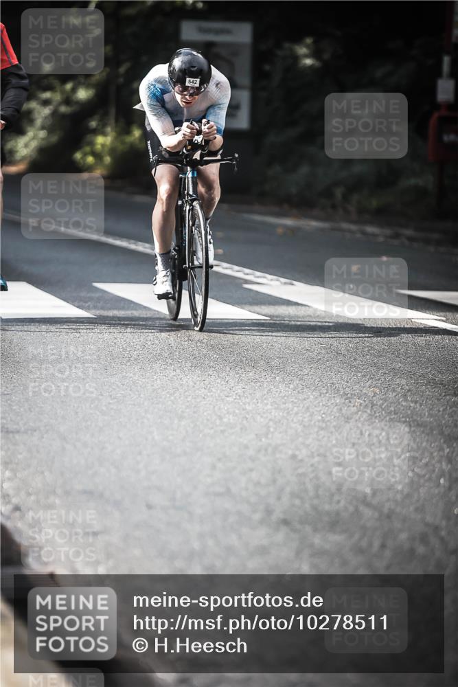 13.09.2026 - Stadtparktriathlon H.Heesch http://msf.ph/oto/10278511 13.09.2026 10:42:54 Radfahren 276, 364, 380, 444, 481, 542 meine-sportfotos.de
