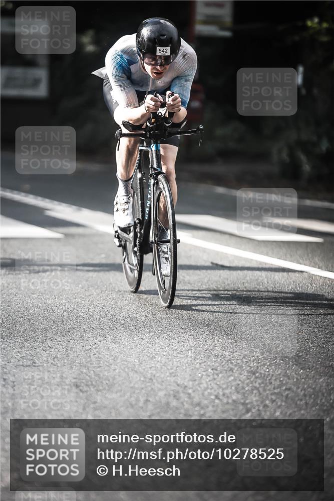 13.09.2026 - Stadtparktriathlon H.Heesch http://msf.ph/oto/10278525 13.09.2026 10:42:54 Radfahren 276, 364, 380, 444, 481, 542 meine-sportfotos.de