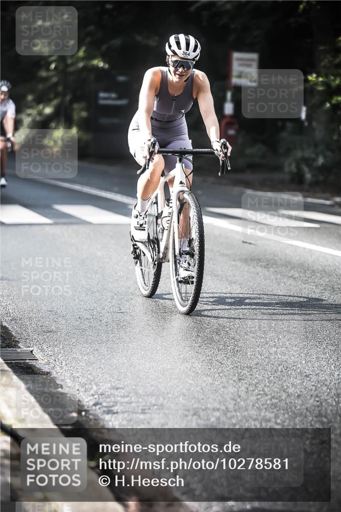 13.09.2026 - Stadtparktriathlon H.Heesch http://msf.ph/oto/10278581 13.09.2026 10:43:00 Radfahren 276, 364, 380, 437, 444, 542, 578 meine-sportfotos.de