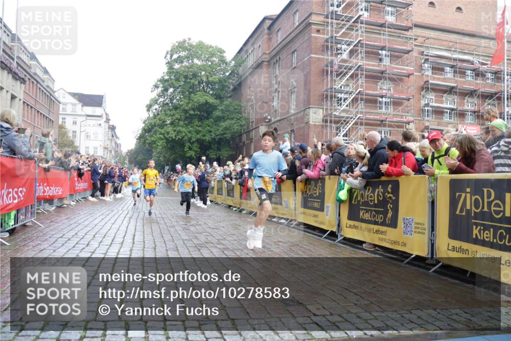 13.09.2026 - Kiel Lauf Yannick Fuchs http://msf.ph/oto/10278583 13.09.2026 08:51:33 Ziel 444, 1243, 3901, 5130, 5439, 5793, 5906, 5976, 6699, 8206, 8657, 8883, 9379, 9929, 496, 909, 1238, 1724, 2343, 3683, 4159, 4741, 5010, 5211, 7033, 10463, 10970, 11688, 1210, 1572, 2020, 3779, 5169, 5580, 6532, 7171, 7521, 8538, 8543, 8700, 11448, 12102, 12467, 496, 2343, 5959, 10957 meine-sportfotos.de