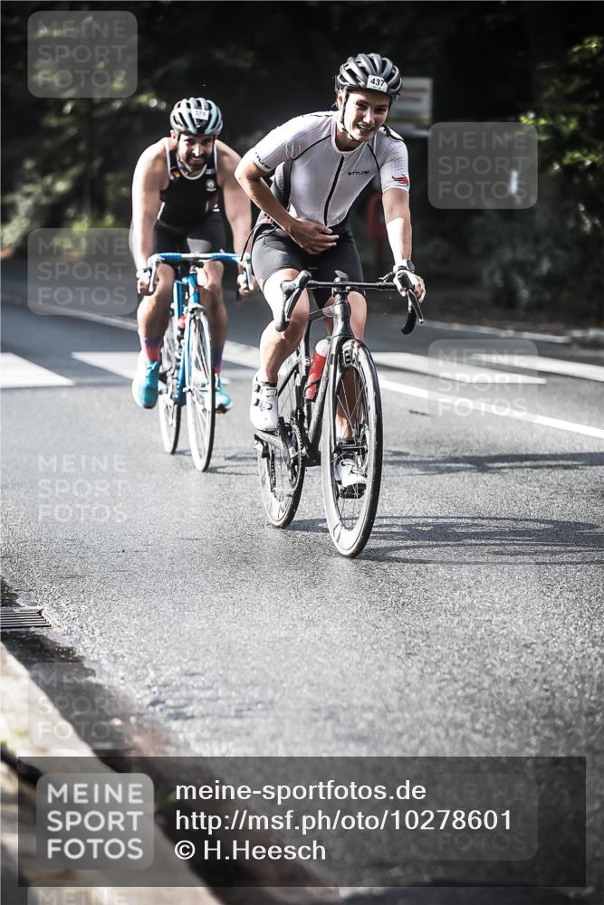 13.09.2026 - Stadtparktriathlon H.Heesch http://msf.ph/oto/10278601 13.09.2026 10:43:02 Radfahren 364, 437, 444, 578 meine-sportfotos.de