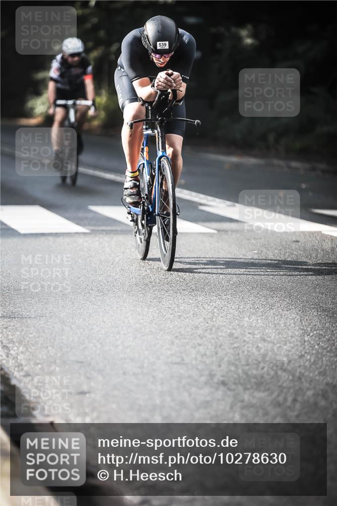 13.09.2026 - Stadtparktriathlon H.Heesch http://msf.ph/oto/10278630 13.09.2026 10:43:15 Radfahren 465, 508, 539, 777 meine-sportfotos.de