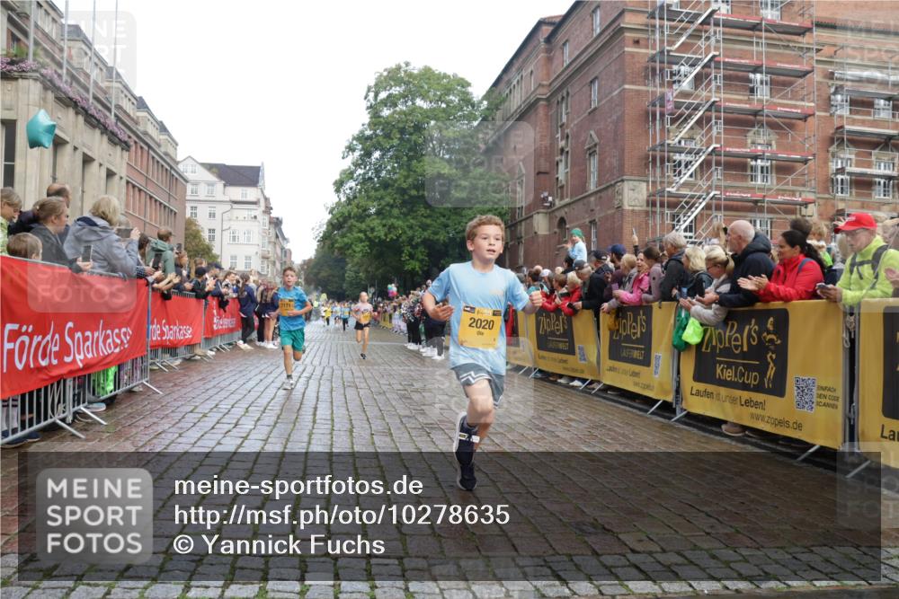 13.09.2026 - Kiel Lauf Yannick Fuchs http://msf.ph/oto/10278635 13.09.2026 08:51:35 Ziel 444, 1243, 3779, 3901, 5130, 5439, 5793, 5906, 5976, 6532, 6699, 7521, 8206, 8538, 8657, 8883, 9379, 9929, 909, 1238, 1724, 3683, 4159, 4741, 5010, 5211, 7033, 8883, 10463, 10970, 11688, 1210, 1572, 2020, 5169, 5580, 6205, 7171, 8543, 8700, 11448, 12102, 12467, 496, 2343, 10957 meine-sportfotos.de