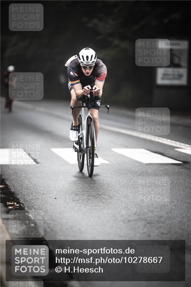 13.09.2026 - Stadtparktriathlon H.Heesch http://msf.ph/oto/10278667 13.09.2026 08:57:34 Radfahren 72, 86, 90, 127, 145 meine-sportfotos.de