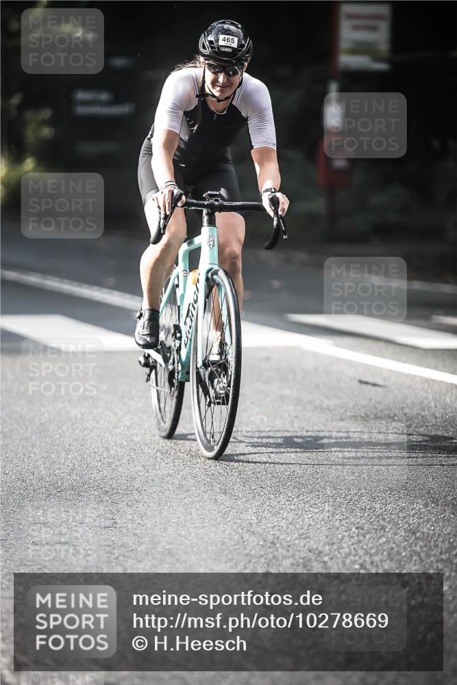 13.09.2026 - Stadtparktriathlon H.Heesch http://msf.ph/oto/10278669 13.09.2026 10:43:18 Radfahren 465, 508, 539, 777 meine-sportfotos.de