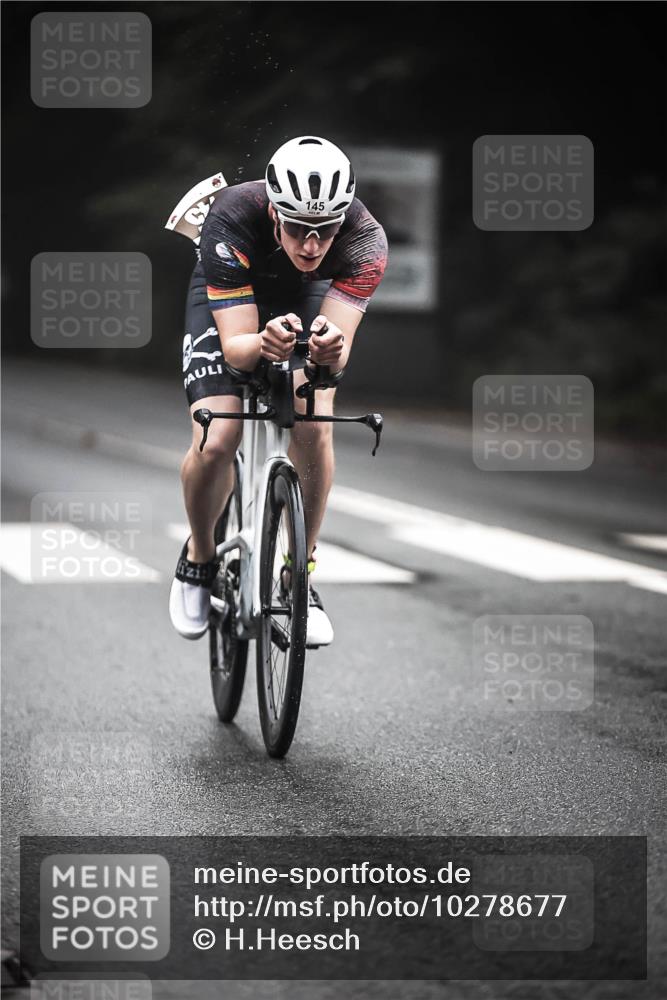 13.09.2026 - Stadtparktriathlon H.Heesch http://msf.ph/oto/10278677 13.09.2026 08:57:35 Radfahren 72, 86, 90, 145 meine-sportfotos.de