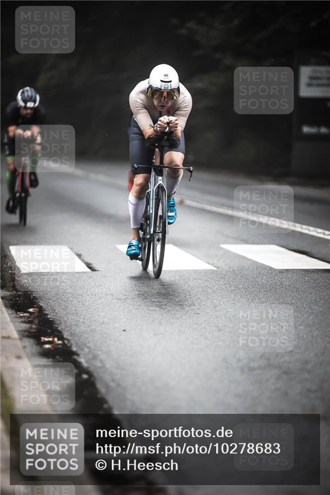 13.09.2026 - Stadtparktriathlon H.Heesch http://msf.ph/oto/10278683 13.09.2026 08:57:36 Radfahren 72, 86, 90, 145 meine-sportfotos.de