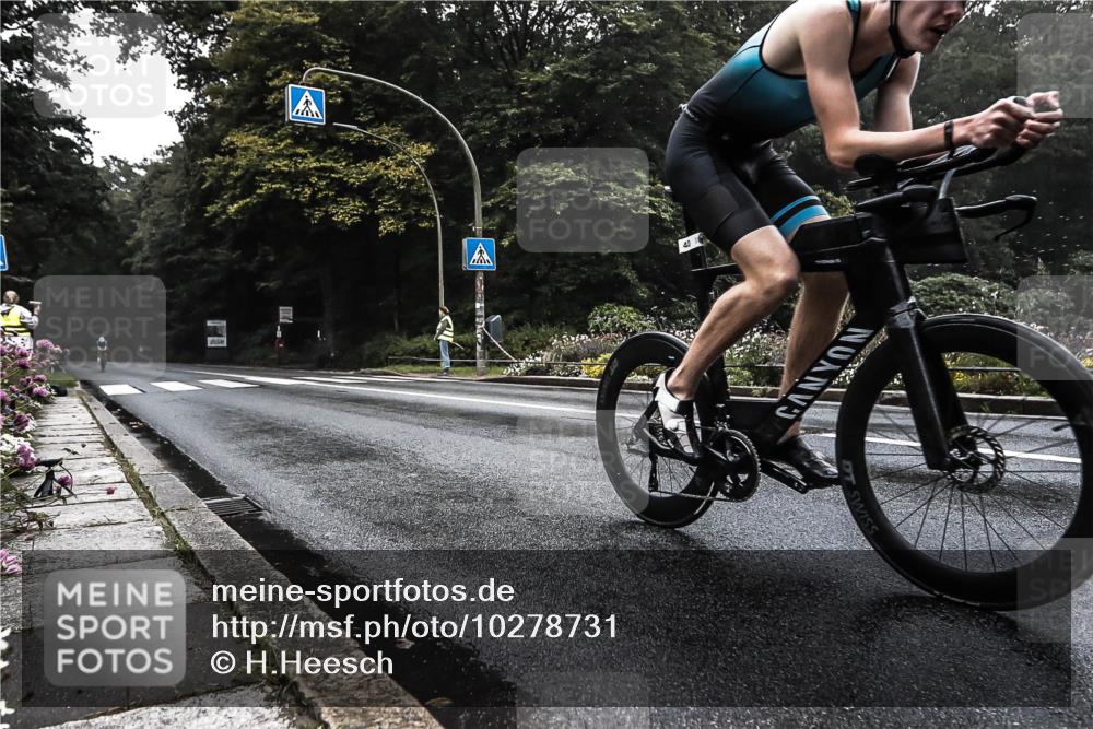 13.09.2026 - Stadtparktriathlon H.Heesch http://msf.ph/oto/10278731 13.09.2026 08:46:54 Radfahren 2, 5, 22, 40 meine-sportfotos.de