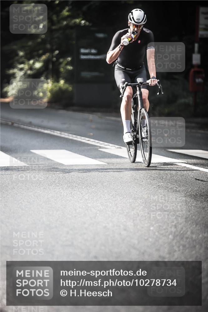 13.09.2026 - Stadtparktriathlon H.Heesch http://msf.ph/oto/10278734 13.09.2026 10:43:42 Radfahren 408, 416, 463, 480 meine-sportfotos.de