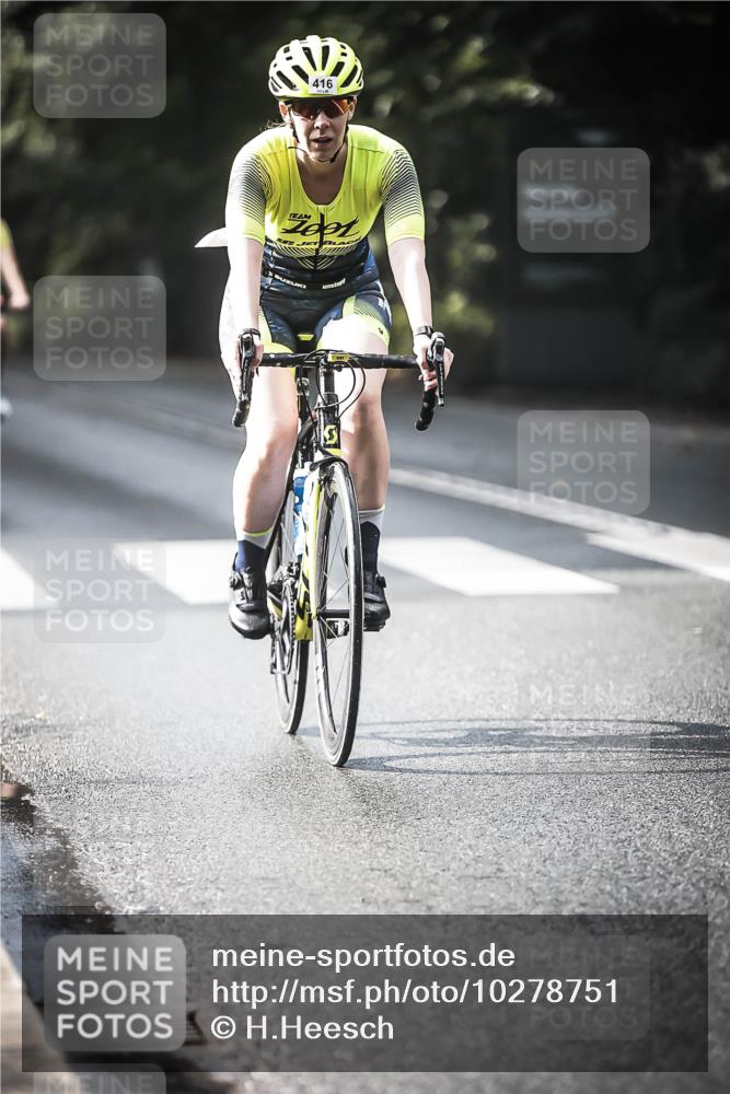 13.09.2026 - Stadtparktriathlon H.Heesch http://msf.ph/oto/10278751 13.09.2026 10:43:44 Radfahren 408, 416, 463, 480, 556 meine-sportfotos.de