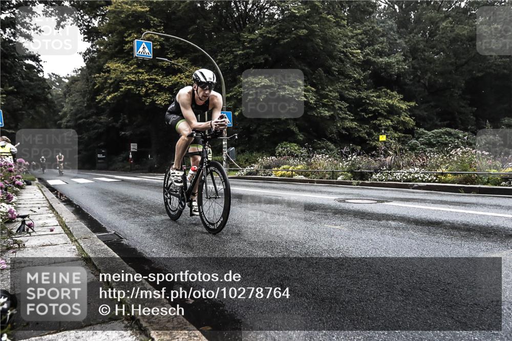 13.09.2026 - Stadtparktriathlon H.Heesch http://msf.ph/oto/10278764 13.09.2026 08:47:42 Radfahren 16, 18, 30, 46 meine-sportfotos.de