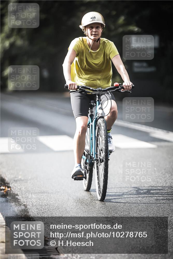 13.09.2026 - Stadtparktriathlon H.Heesch http://msf.ph/oto/10278765 13.09.2026 10:43:47 Radfahren 408, 416, 463, 480, 488, 556 meine-sportfotos.de