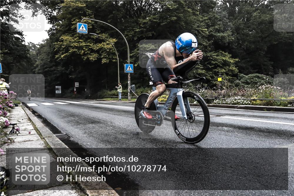 13.09.2026 - Stadtparktriathlon H.Heesch http://msf.ph/oto/10278774 13.09.2026 08:47:47 Radfahren 8, 16, 30, 41 meine-sportfotos.de