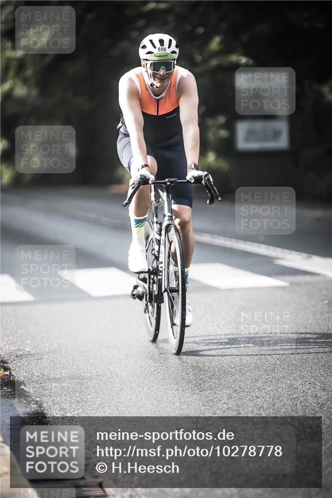 13.09.2026 - Stadtparktriathlon H.Heesch http://msf.ph/oto/10278778 13.09.2026 10:43:49 Radfahren 408, 416, 463, 488, 556 meine-sportfotos.de