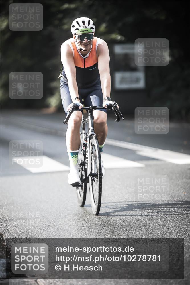 13.09.2026 - Stadtparktriathlon H.Heesch http://msf.ph/oto/10278781 13.09.2026 10:43:49 Radfahren 408, 416, 463, 488, 556 meine-sportfotos.de