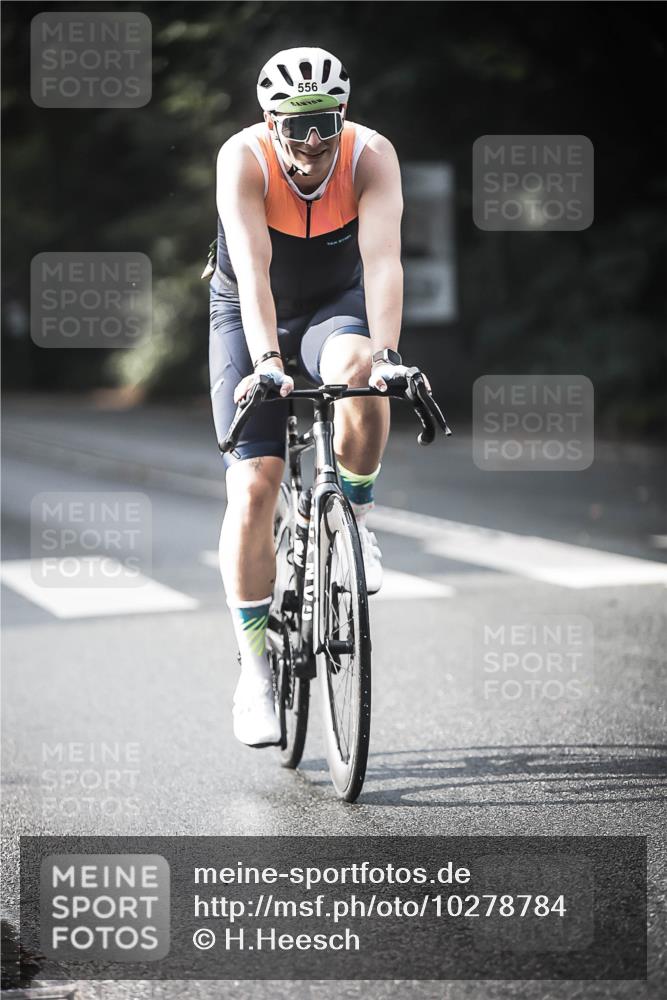 13.09.2026 - Stadtparktriathlon H.Heesch http://msf.ph/oto/10278784 13.09.2026 10:43:49 Radfahren 408, 416, 463, 488, 556 meine-sportfotos.de