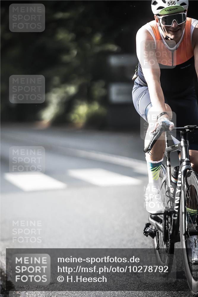 13.09.2026 - Stadtparktriathlon H.Heesch http://msf.ph/oto/10278792 13.09.2026 10:43:50 Radfahren 408, 416, 488, 556 meine-sportfotos.de