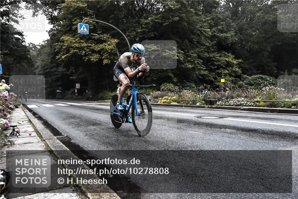 13.09.2026 - Stadtparktriathlon H.Heesch http://msf.ph/oto/10278808 13.09.2026 08:48:36 Radfahren 25, 39, 52, 61 meine-sportfotos.de