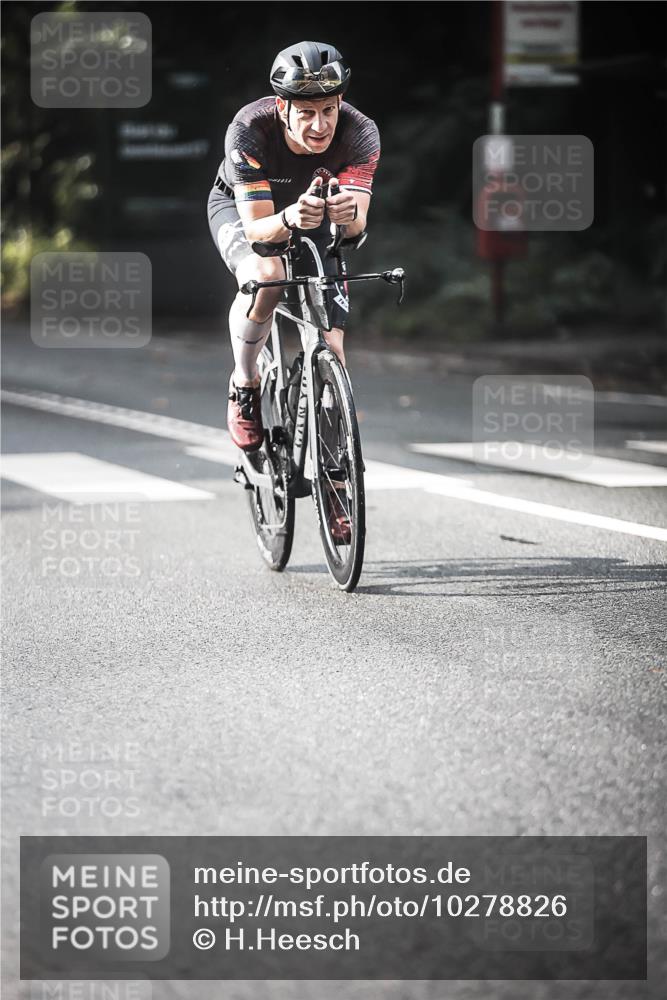 13.09.2026 - Stadtparktriathlon H.Heesch http://msf.ph/oto/10278826 13.09.2026 10:43:58 Radfahren 482, 488, 528, 536, 581 meine-sportfotos.de