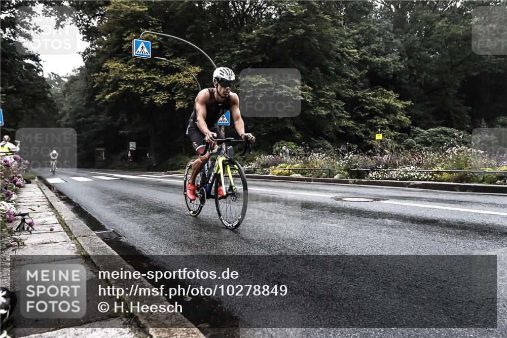 13.09.2026 - Stadtparktriathlon H.Heesch http://msf.ph/oto/10278849 13.09.2026 08:49:26 Radfahren 47, 60, 74 meine-sportfotos.de