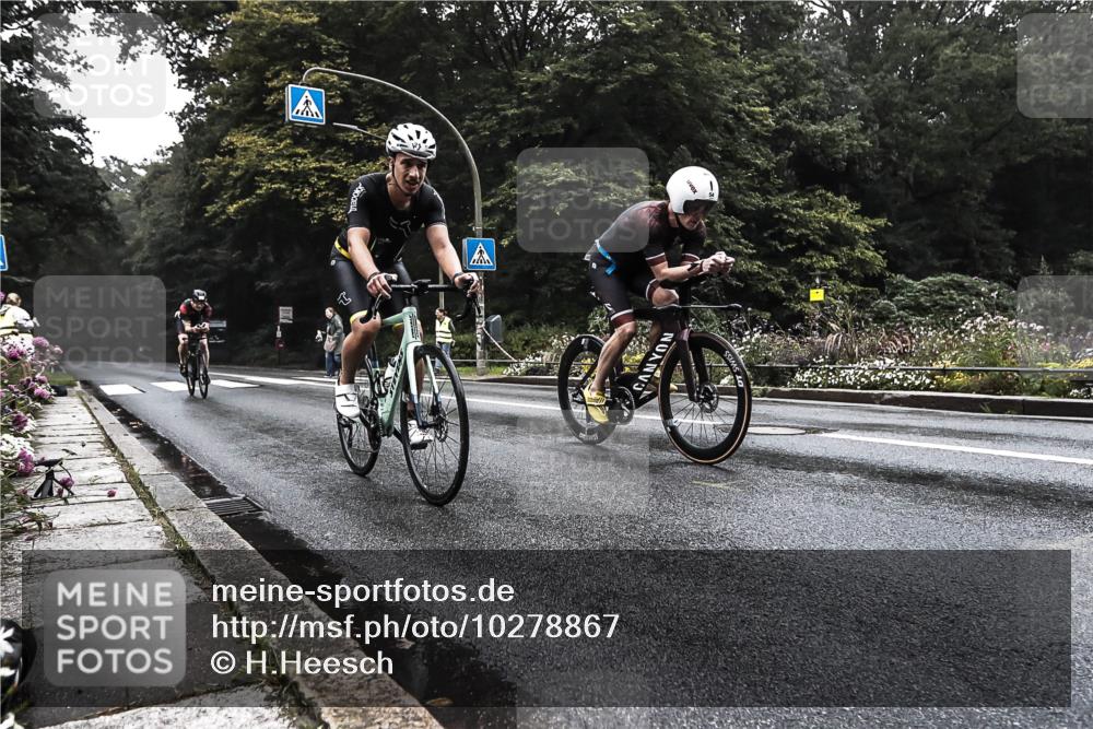 13.09.2026 - Stadtparktriathlon H.Heesch http://msf.ph/oto/10278867 13.09.2026 08:49:36 Radfahren 21, 54, 56, 57, 71 meine-sportfotos.de