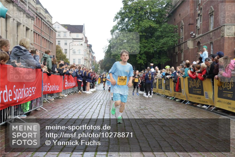 13.09.2026 - Kiel Lauf Yannick Fuchs http://msf.ph/oto/10278871 13.09.2026 08:51:48 Ziel 1210, 1572, 2020, 3779, 3901, 5130, 5169, 5580, 6532, 7171, 7521, 8538, 8543, 8700, 11448, 12102, 12467, 444, 909, 1238, 1243, 3683, 3901, 4159, 4741, 5010, 5130, 5211, 5439, 5793, 5906, 5976, 6699, 7033, 8206, 8657, 8883, 9379, 9929, 2015, 3392, 3538, 3557, 5810, 6205, 6372, 8477, 8736, 10826, 11608, 1238, 1724, 4159, 5010, 7033, 10463, 10970, 11688 meine-sportfotos.de