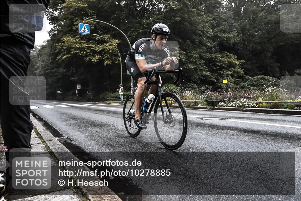 13.09.2026 - Stadtparktriathlon H.Heesch http://msf.ph/oto/10278885 13.09.2026 08:49:59 Radfahren 29, 42, 67 meine-sportfotos.de
