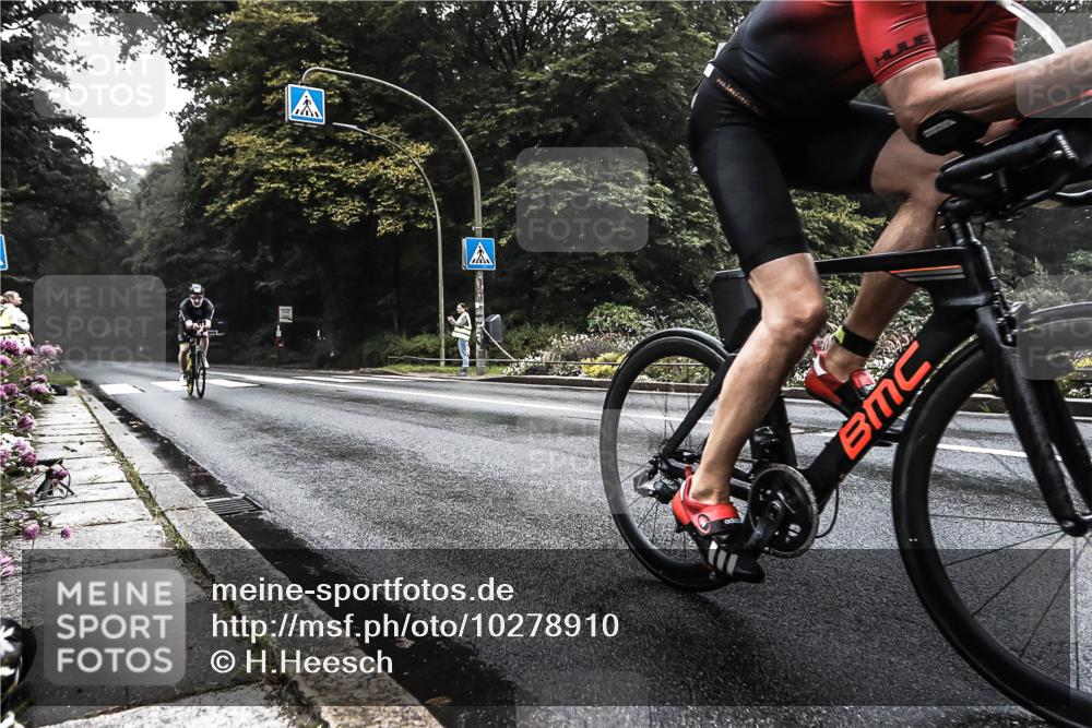 13.09.2026 - Stadtparktriathlon H.Heesch http://msf.ph/oto/10278910 13.09.2026 08:50:56 Radfahren 4, 11, 59 meine-sportfotos.de