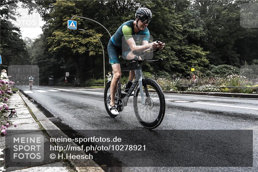 13.09.2026 - Stadtparktriathlon H.Heesch http://msf.ph/oto/10278921 13.09.2026 08:51:22 Radfahren 26, 38 meine-sportfotos.de