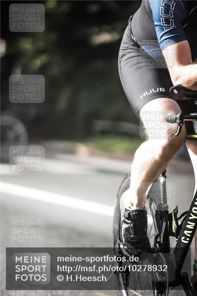 13.09.2026 - Stadtparktriathlon H.Heesch http://msf.ph/oto/10278932 13.09.2026 10:44:10 Radfahren 412, 482, 540 meine-sportfotos.de