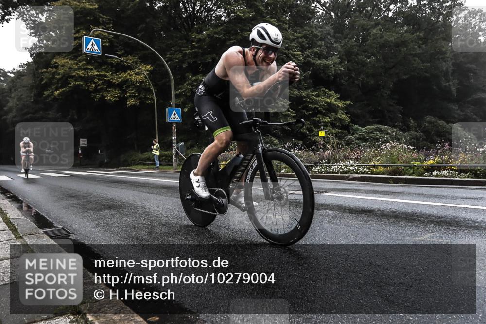 13.09.2026 - Stadtparktriathlon H.Heesch http://msf.ph/oto/10279004 13.09.2026 08:53:56 Radfahren 14, 17, 33, 50 meine-sportfotos.de
