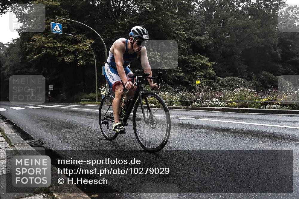 13.09.2026 - Stadtparktriathlon H.Heesch http://msf.ph/oto/10279029 13.09.2026 08:54:35 Radfahren 32, 52 meine-sportfotos.de