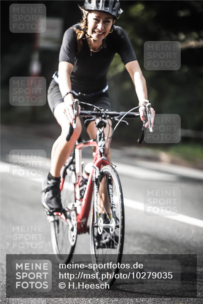 13.09.2026 - Stadtparktriathlon H.Heesch http://msf.ph/oto/10279035 13.09.2026 10:44:36 Radfahren 277, 347, 383, 405, 445, 454, 467, 575 meine-sportfotos.de