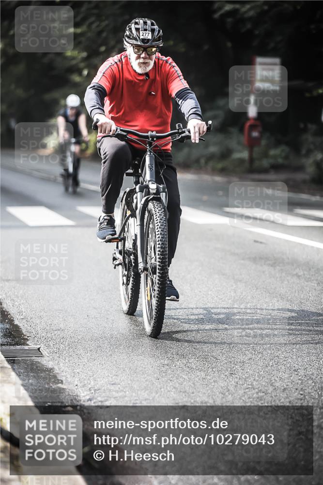 13.09.2026 - Stadtparktriathlon H.Heesch http://msf.ph/oto/10279043 13.09.2026 10:44:39 Radfahren 277, 347, 383, 405, 445, 454, 467, 479, 509, 569, 575 meine-sportfotos.de