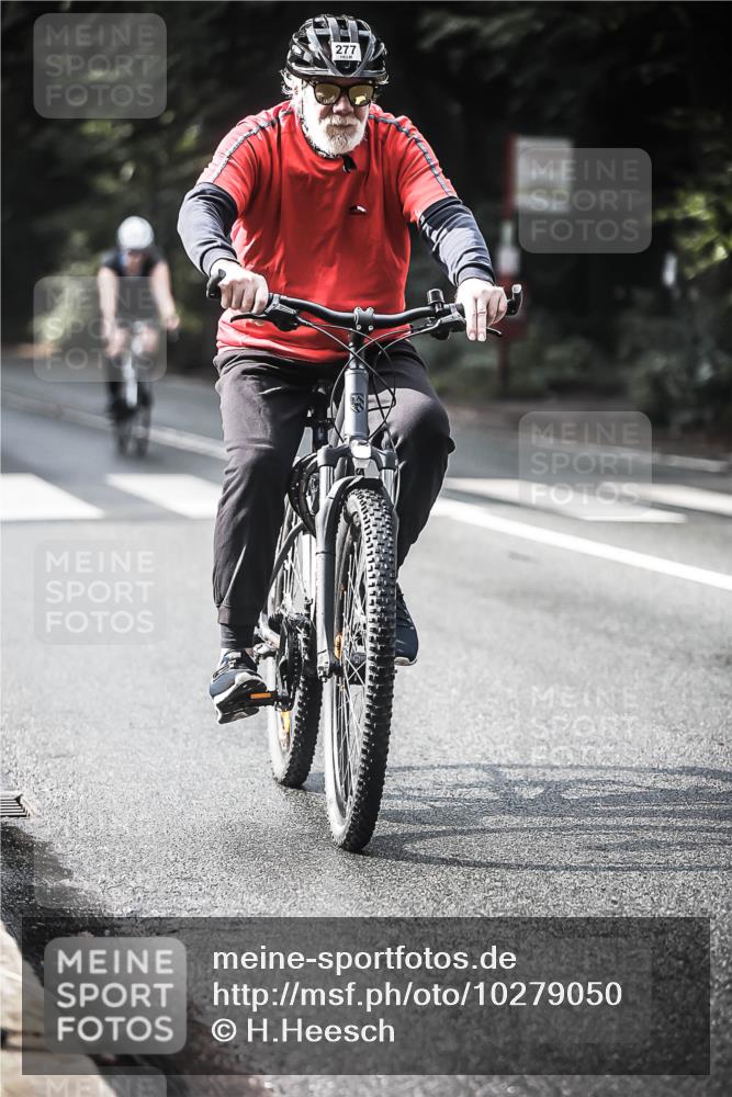 13.09.2026 - Stadtparktriathlon H.Heesch http://msf.ph/oto/10279050 13.09.2026 10:44:39 Radfahren 277, 347, 383, 405, 445, 454, 467, 479, 509, 569, 575 meine-sportfotos.de