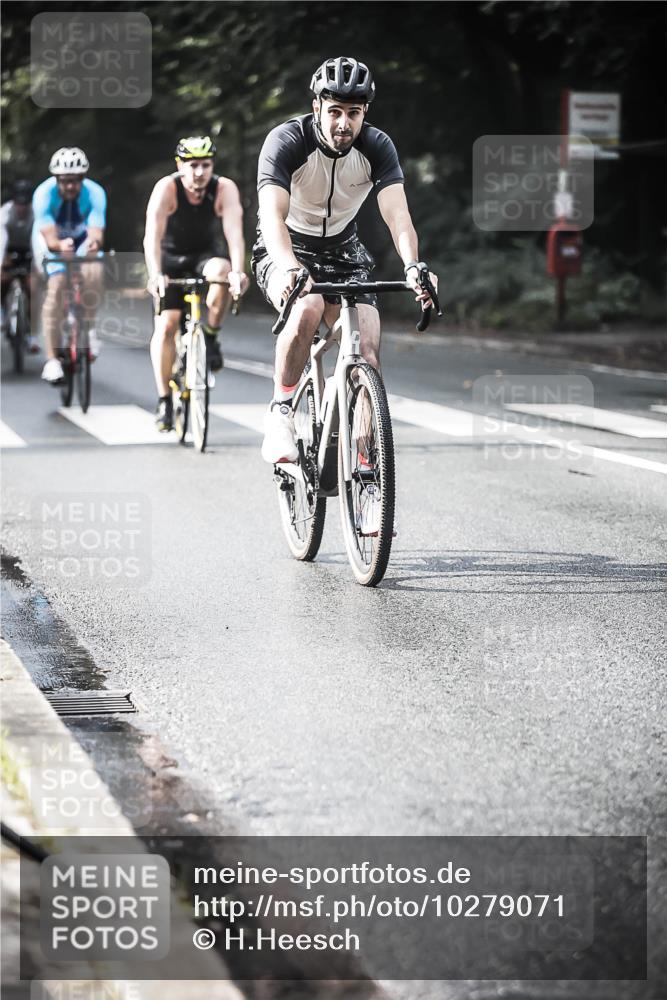 13.09.2026 - Stadtparktriathlon H.Heesch http://msf.ph/oto/10279071 13.09.2026 10:44:42 Radfahren 277, 347, 454, 466, 467, 479, 509, 544, 569, 575 meine-sportfotos.de