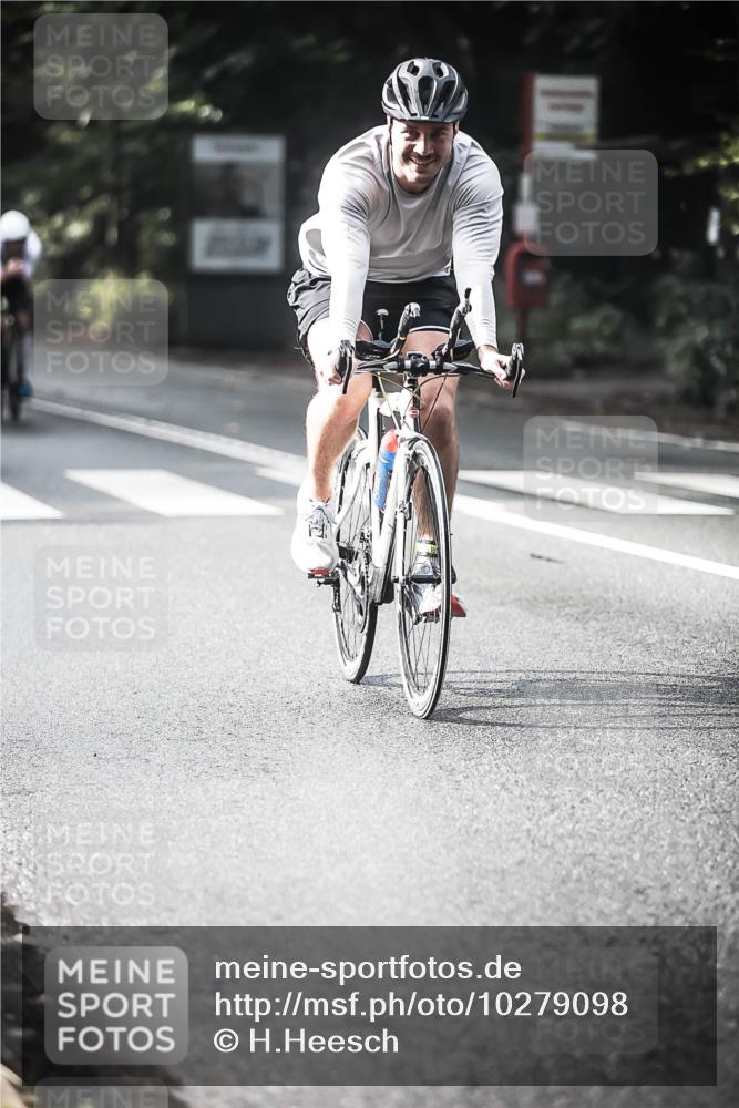 13.09.2026 - Stadtparktriathlon H.Heesch http://msf.ph/oto/10279098 13.09.2026 10:44:44 Radfahren 277, 347, 466, 467, 479, 509, 544, 569, 575 meine-sportfotos.de