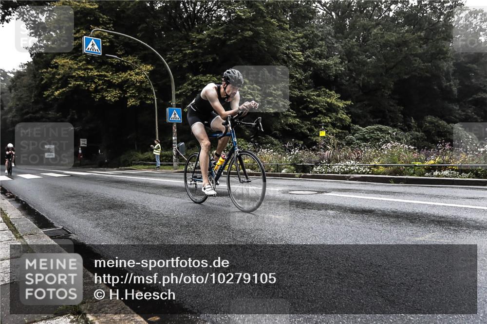 13.09.2026 - Stadtparktriathlon H.Heesch http://msf.ph/oto/10279105 13.09.2026 08:56:11 Radfahren 54, 57, 60, 93 meine-sportfotos.de