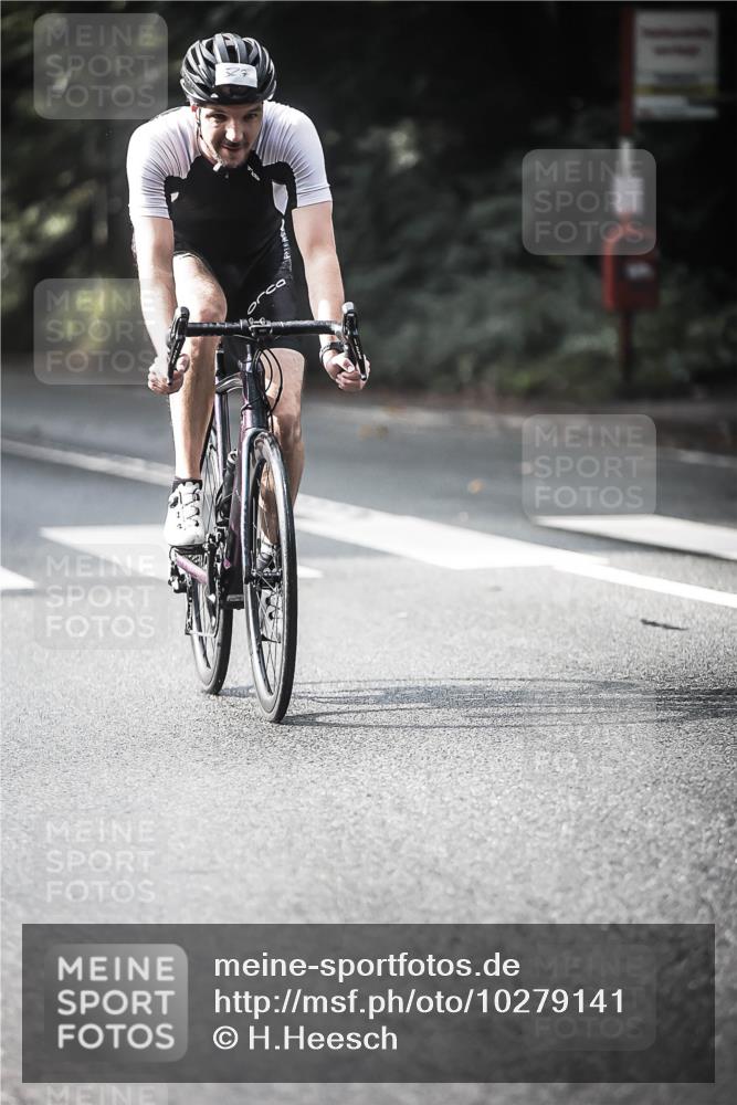 13.09.2026 - Stadtparktriathlon H.Heesch http://msf.ph/oto/10279141 13.09.2026 10:44:55 Radfahren 389, 469, 483, 491, 527, 568, 579 meine-sportfotos.de