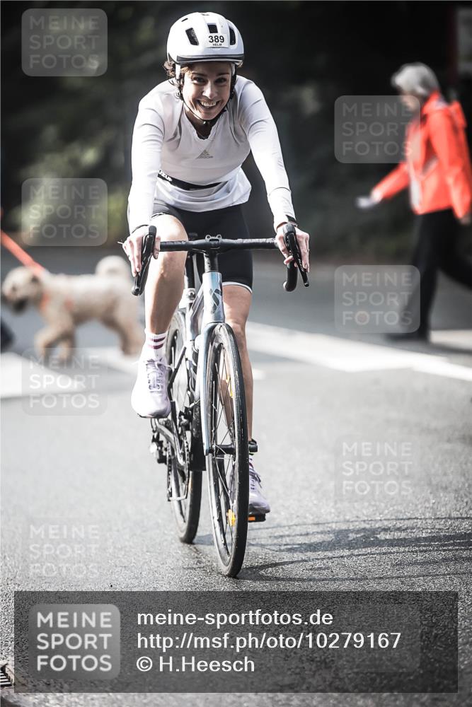 13.09.2026 - Stadtparktriathlon H.Heesch http://msf.ph/oto/10279167 13.09.2026 10:44:58 Radfahren 354, 389, 469, 483, 491, 527, 568, 579 meine-sportfotos.de