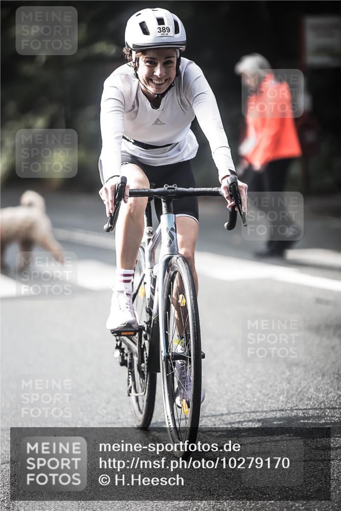 13.09.2026 - Stadtparktriathlon H.Heesch http://msf.ph/oto/10279170 13.09.2026 10:44:58 Radfahren 354, 389, 469, 483, 491, 527, 568, 579 meine-sportfotos.de