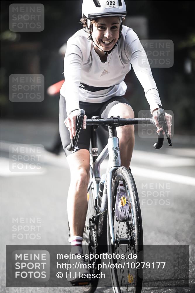 13.09.2026 - Stadtparktriathlon H.Heesch http://msf.ph/oto/10279177 13.09.2026 10:44:59 Radfahren 354, 389, 483, 491, 527, 568, 579 meine-sportfotos.de
