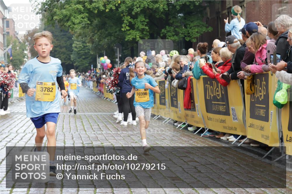 13.09.2026 - Kiel Lauf Yannick Fuchs http://msf.ph/oto/10279215 13.09.2026 08:52:13 Ziel 2015, 3178, 3871, 6372, 6937, 7034, 8477, 8736, 10102, 10826, 11608, 11752, 1210, 1572, 2020, 3392, 3538, 3557, 3779, 3901, 5130, 5169, 5580, 5810, 6205, 6372, 6532, 7171, 7521, 8538, 8543, 8700, 11448, 12102, 12467, 1647, 1809, 3782, 5075, 6517, 7881, 9381, 10396, 1243, 3779, 3901, 5130, 5793, 5976, 6532, 7521, 8206, 8538 meine-sportfotos.de