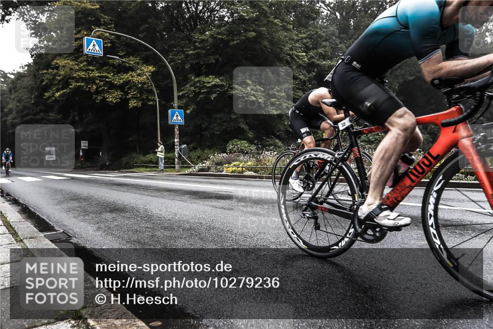 13.09.2026 - Stadtparktriathlon H.Heesch http://msf.ph/oto/10279236 13.09.2026 08:58:31 Radfahren 12, 15, 38, 107, 115 meine-sportfotos.de