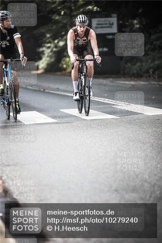 13.09.2026 - Stadtparktriathlon H.Heesch http://msf.ph/oto/10279240 13.09.2026 10:45:11 Radfahren 398, 459, 518, 524, 529, 534, 584 meine-sportfotos.de